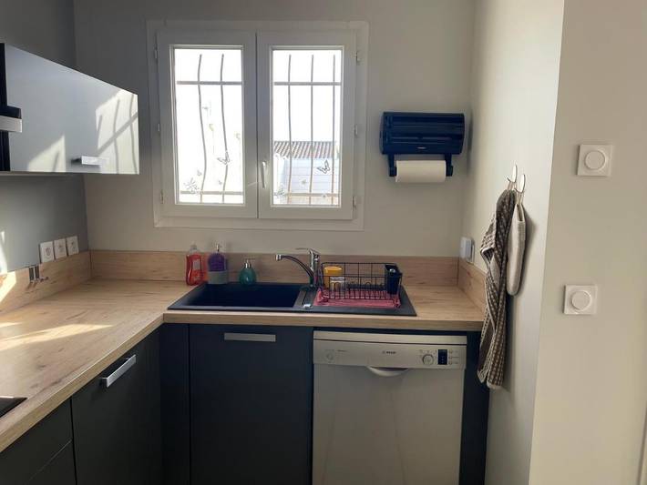 Location de vacances pour 7 personnes, avec terrasse à Pinet (homonymie) - 3