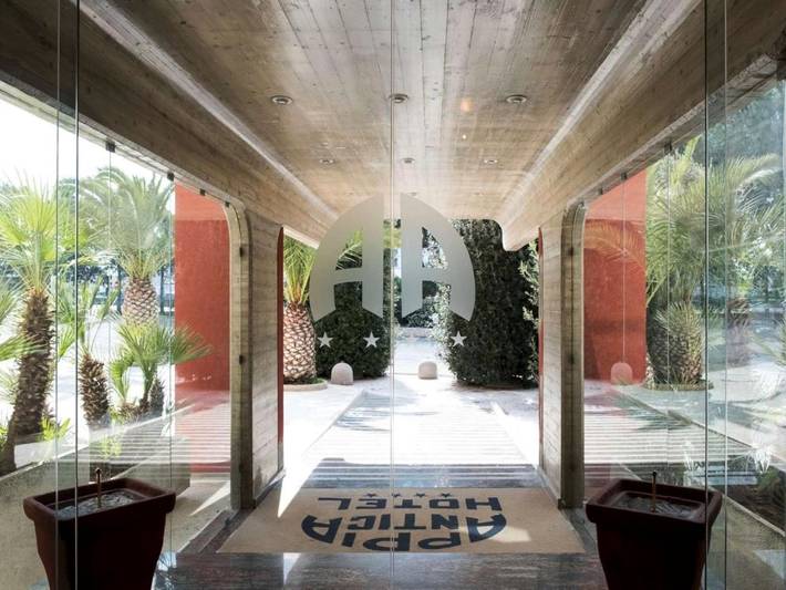 Hôtel pour 4 personnes, avec vue ainsi que piscine et jardin