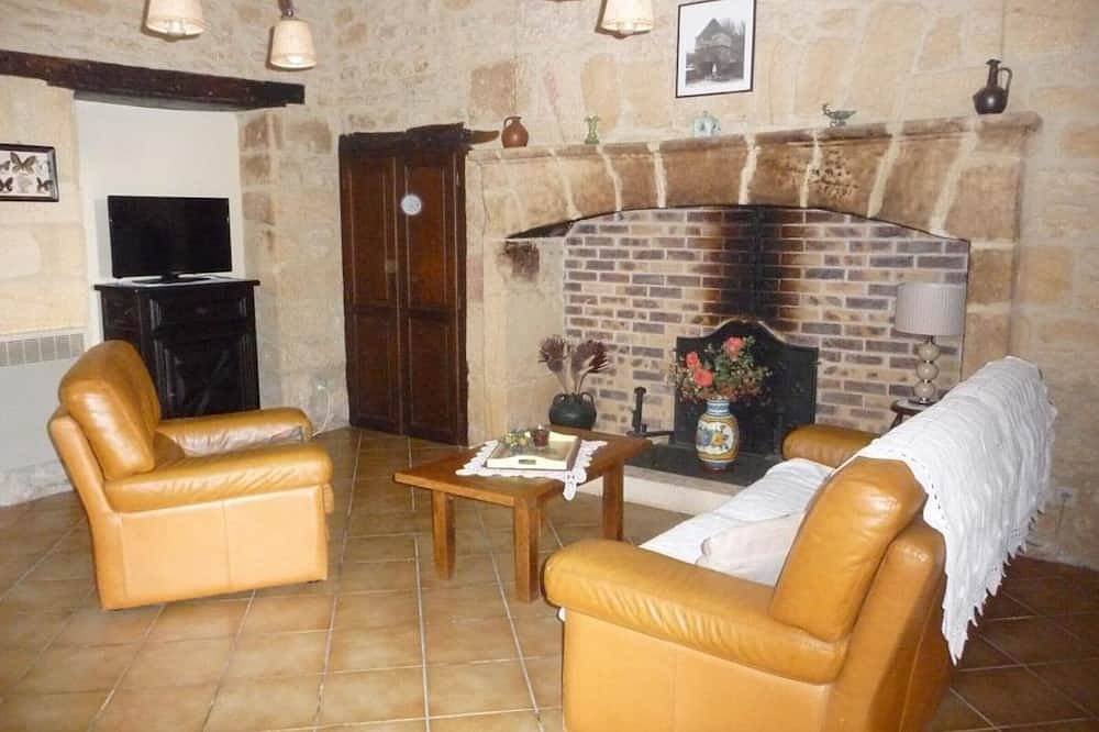 Maison mitoyenne proche Sarlat, idéale famille in Proissans, Périgord Noir
