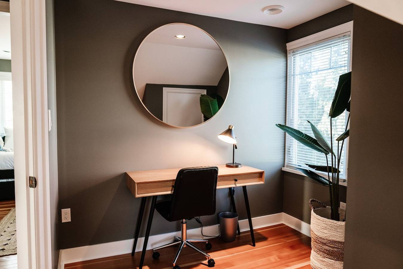 Dt/Hot Tub/Sauna/Huge Yard!  in Kelowna, Distretto regionale di Central Okanagan