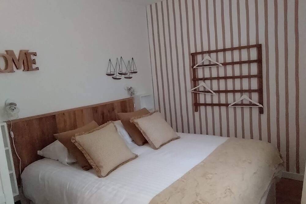 Appartement entier, Studio ossature bois tout confort pour 2 personnes à 15 mins de La Rochelle in Dompierre-sur-Mer, Région de La Rochelle