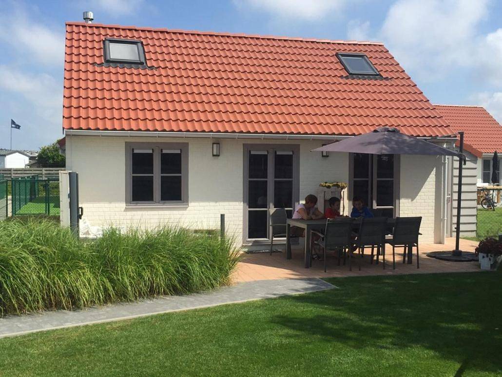 Holiday Home with Sauna 14 in Wenduine, Le Coq