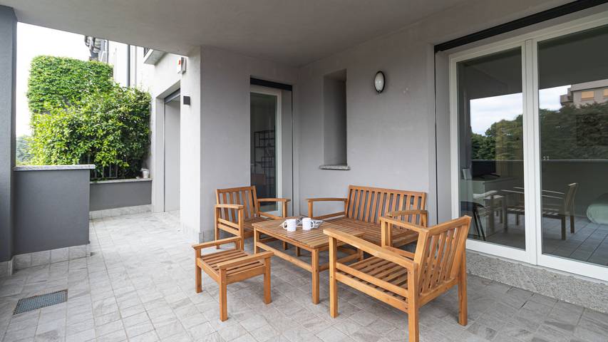 Appartamento per 3 persone, con Balcone e Terrazza nonché Giardino a Monza