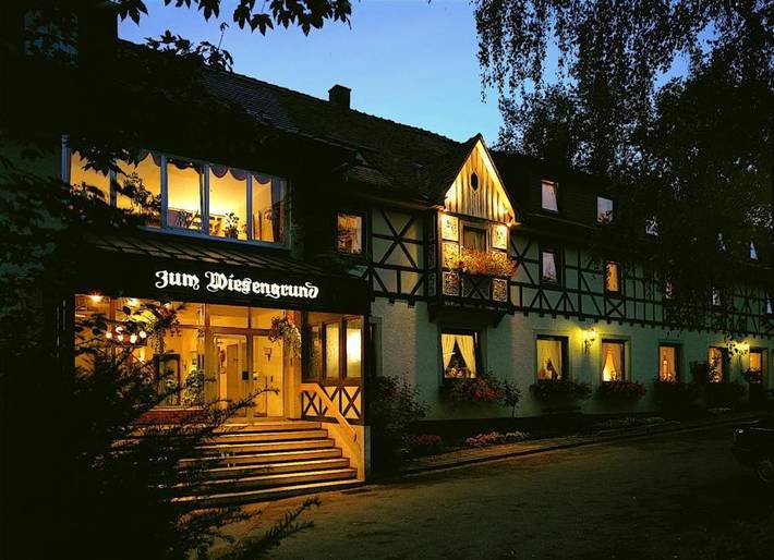 Hotel, mit Terrasse und Garten in Lindenfels - 2
