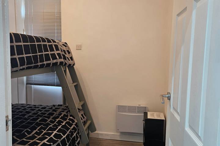 Entire holiday apartment, Modern 2-Bedroom Apartment, Near Central London in Bexley, London