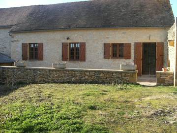 Gîte pour 4 personnes, avec terrasse et piscine, animaux acceptés à Campagnac-lès-Quercy