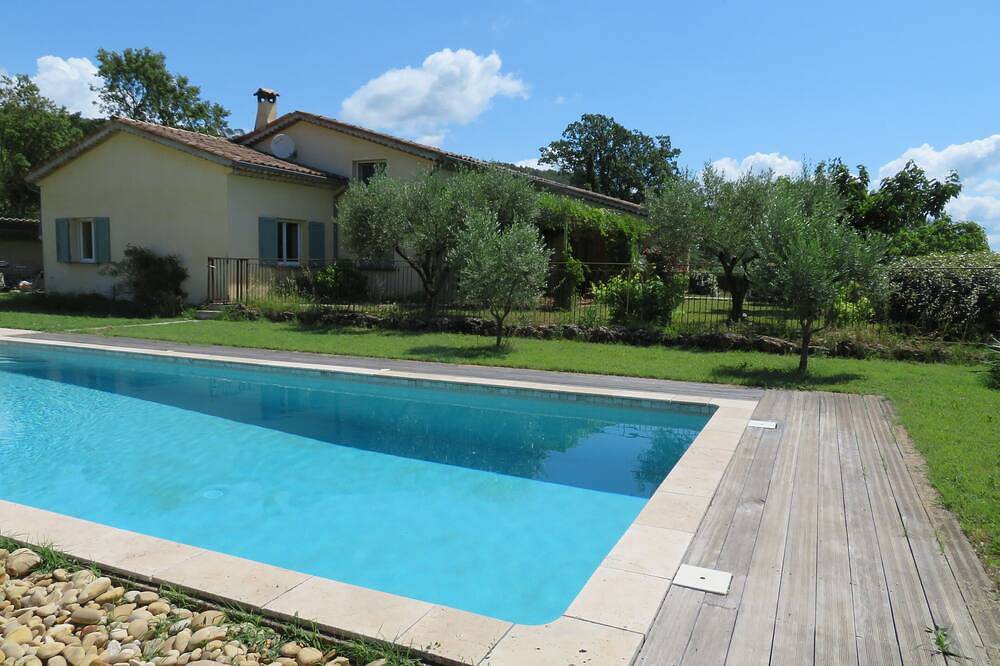 Großes Einfamilienhaus mit privatem Pool im Hinterland von Var in Figanières, Draguignan Region