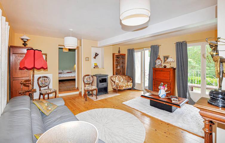 Location de vacances pour 2 personnes, avec piscine ainsi que terrasse et jardin dans l' Ariège - 3