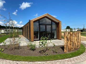 Ferienhaus für 4 Personen, mit Garten und Pool sowie Sauna in Enkhuizen
