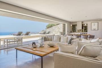 Villa for 8 People in Ios, Cyclades, Photo 2