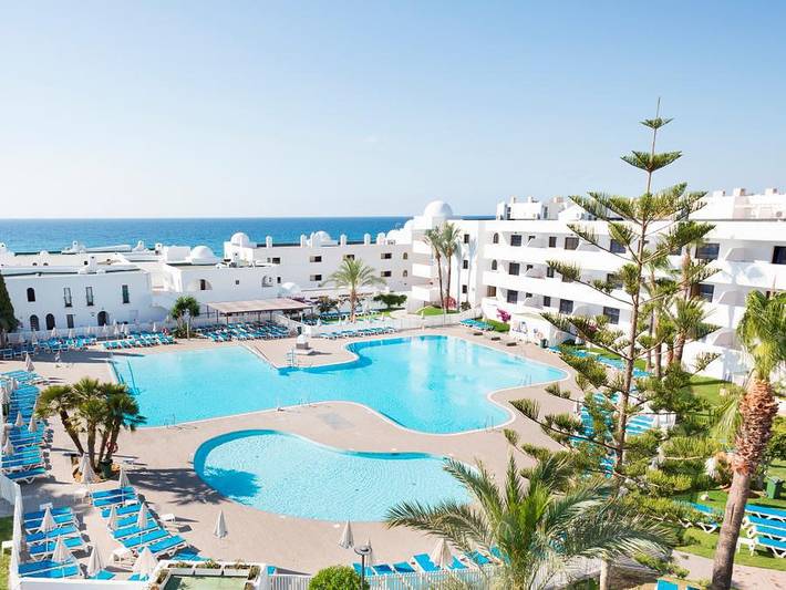 Camping for 4 people, with Children pool in Andalusia
