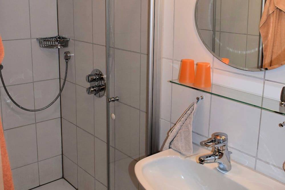 Doppelzimmer mit Balkon - Gästehaus Grau in Egloffstein, Frankenalb