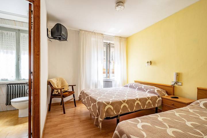 Zimmer 13 im Hostal Oria mit WLAN in Luarca, Valdés