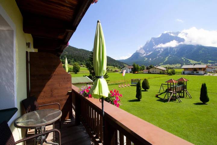 BnB für 5 Personen, mit Ausblick und Garten, mit Haustier in Lermoos - 4