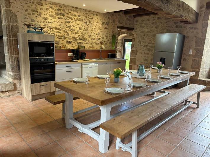 Location de vacances pour 12 personnes, avec vue et jardin à Saint-Malô-du-Bois - 2