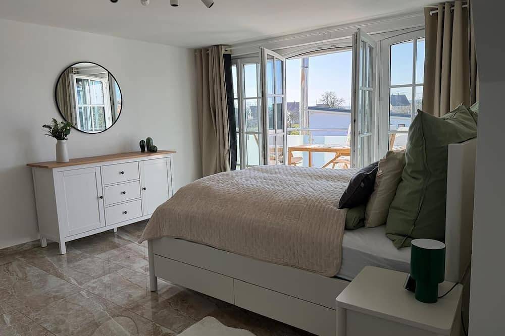 Ganze Wohnung, Esmeralda Penthouse -30m2 Terrasse Panorama Fernblick & Alpenblick in Ebersbach-Musbach, Region Bodensee-Oberschwaben