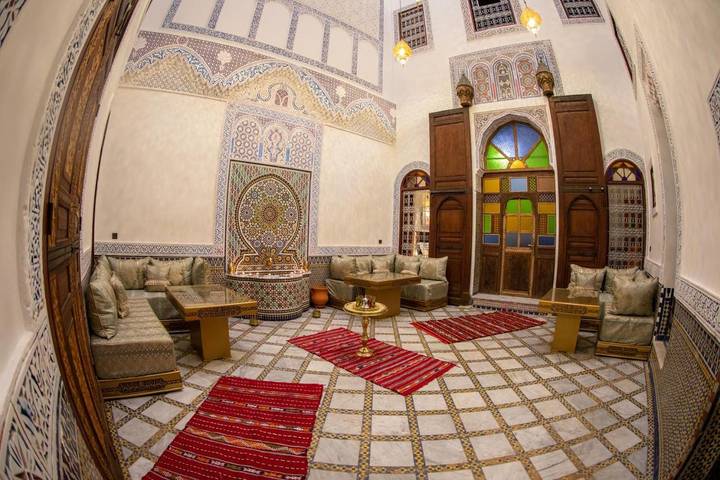 Riad pour 2 personnes, avec terrasse ainsi que vue et sauna