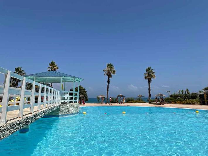 Casa mobile con aria condizionata, terrazza e piscina  in Peschici e dintorni, Gargano