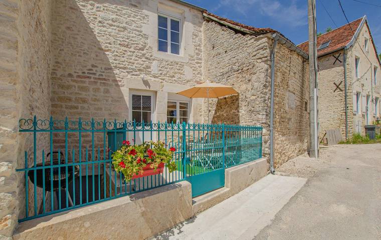 Gîte pour 2 personnes, avec Terrasse dans Balnot-sur-Laignes