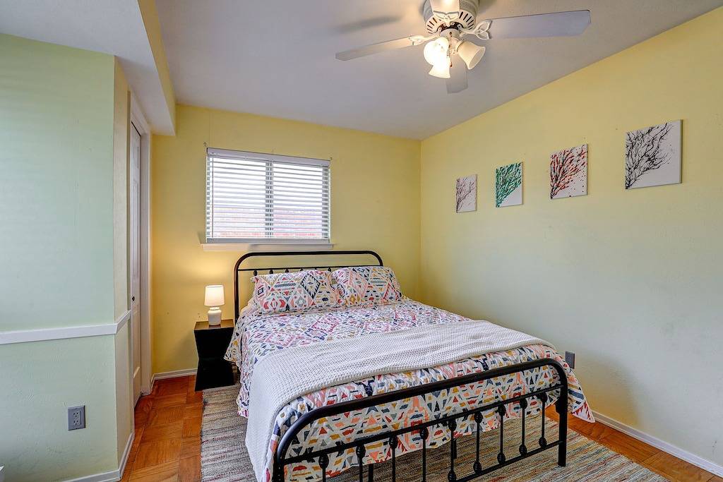 Walk to World Cup! - Pool - Playset - 6 Beds in Arlington, Tarrant County