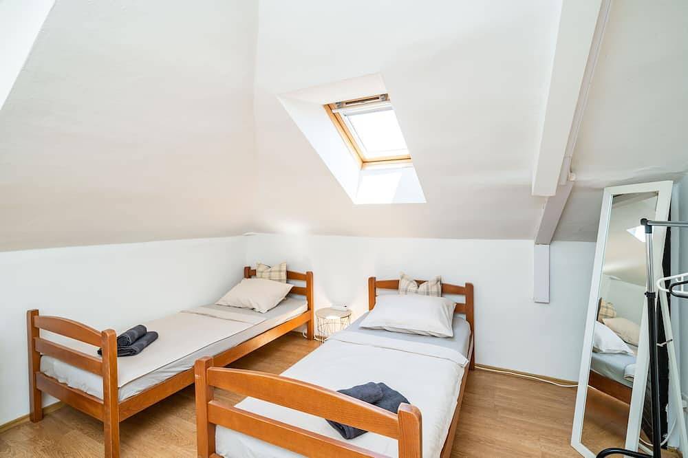 Rooms Nina - Double or Twin room with shared terrace in Dubrovnik, Grad Dubrovnik