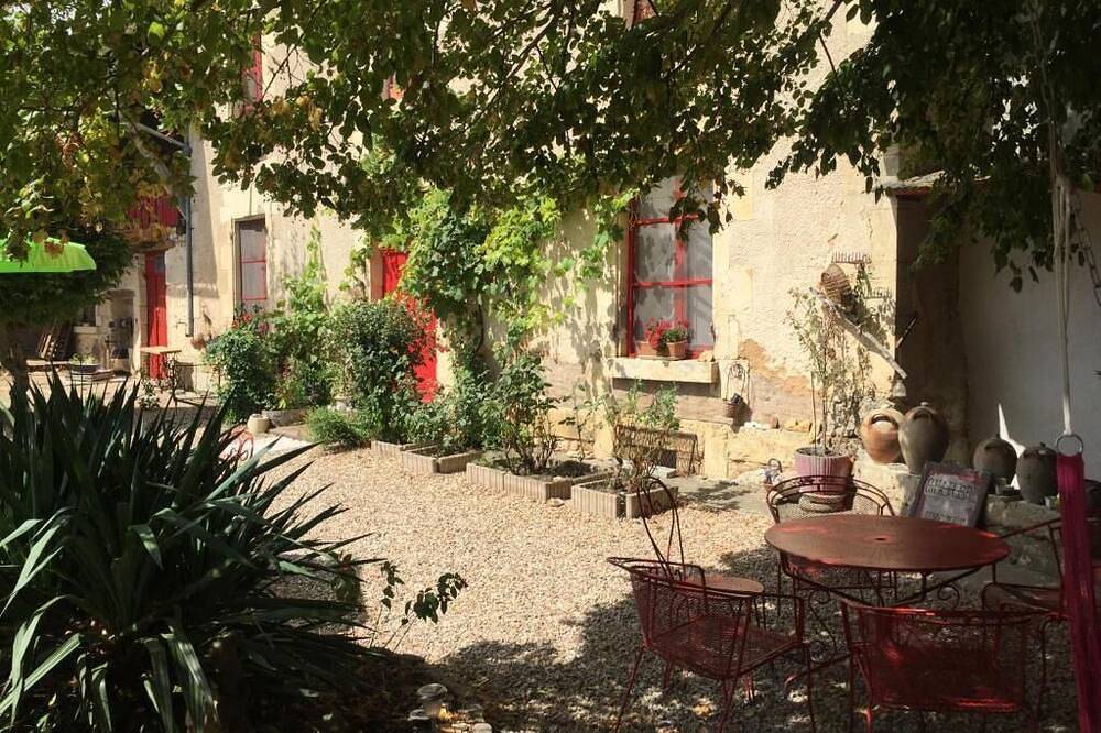 Gîtes Aux Caprices des Dieux in Marnes, Deux-Sèvres