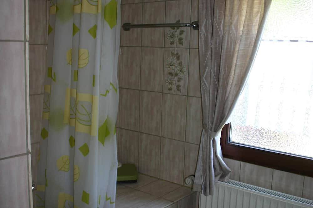 Ganze Wohnung, Ruhige Wohnung, Weinberge in der Nähe, 15 Gehminuten ins Zentrum, in Rüdesheim am Rhein, Rheingau-Taunus-Kreis