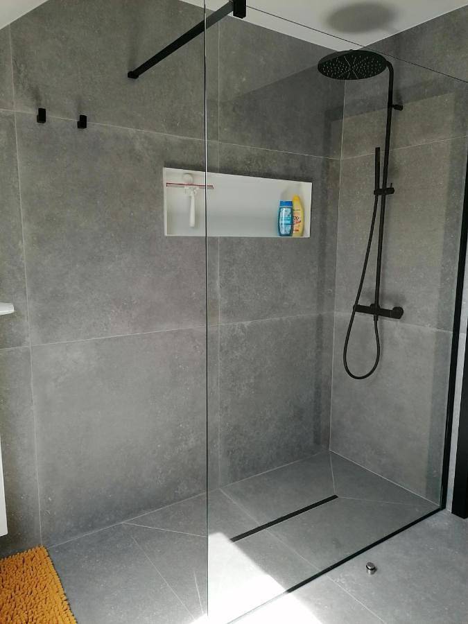 Location de vacances pour 6 personnes, avec piscine ainsi que jardin et vue à Sprimont - 2