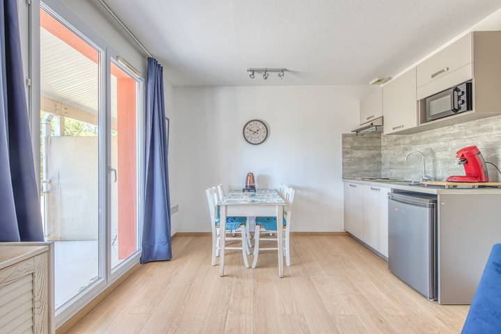 Apartamento entero, Les Vertmarines – Apartamento en Le Verdon-sur-Mer con piscina compartida y terraza in Le Verdon-sur-Mer, Lesparre-Médoc region