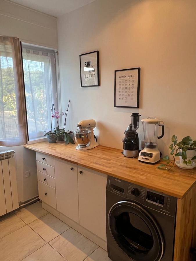 Location de vacances pour 8 personnes, avec vue ainsi que piscine et jardin à Assas (Hérault) - 2