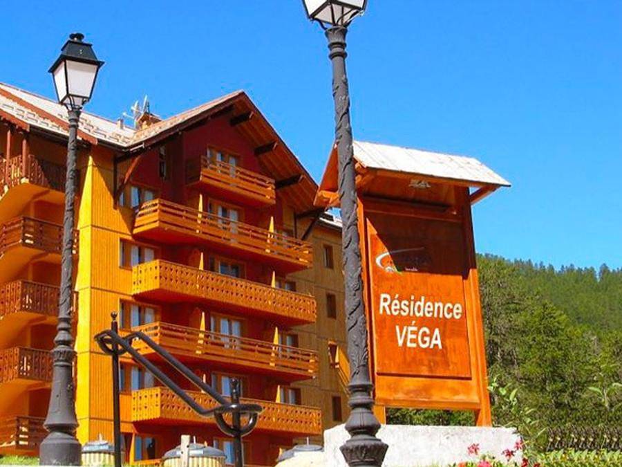 Résidence Vega - Vacancéole - Estudio 4 personas - Estudio para 4 personas con zona de dormitorio in Station de Risoul, Risoul