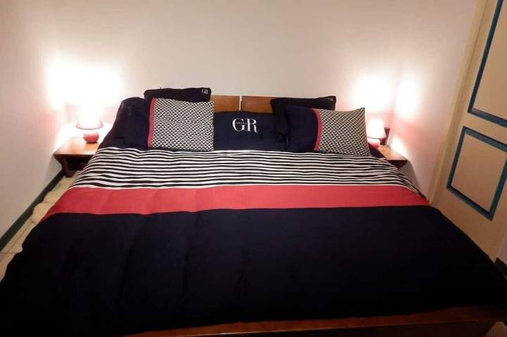 Location de vacances pour 10 personnes, avec jacuzzi et sauna ainsi que terrasse et jardin à Azur - 2