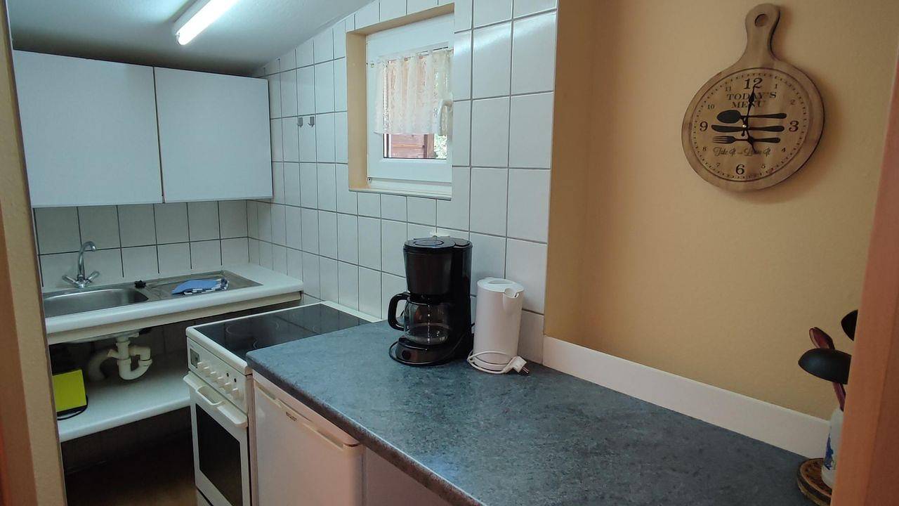 Ganze Ferienwohnung, Mobilheim für 4 Personen (32 m²) in Schleusingen in Erlau, St. Kilian