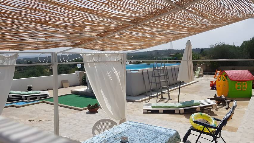 Ferienhaus für 7 Personen, mit Kinderpool und Garten