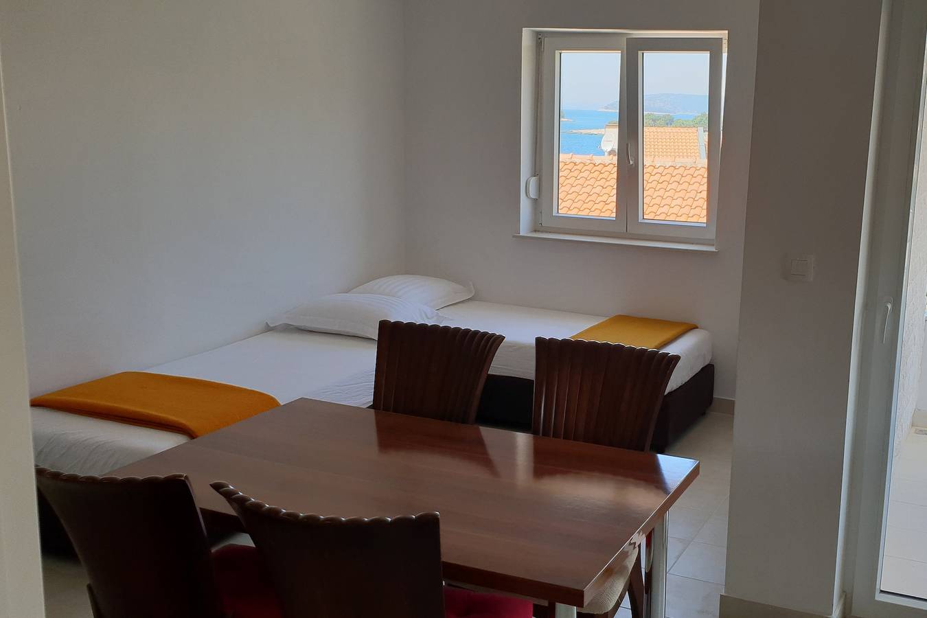 Ganze Wohnung, 1-Zimmer-Ferienwohnung mit Terrasse und Meerblick Bilo, Primosten A-14601-a in Primosten, Šibenik-Knin