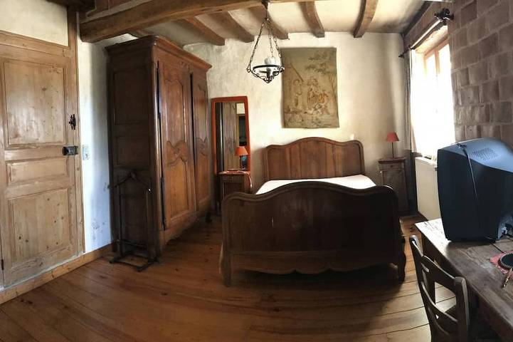 Location de vacances pour 8 personnes, avec jardin à Sassenay - 2