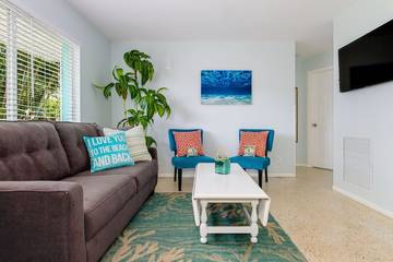 Vacation Home for 6 Guests in Fort Myers Beach, Estero Island, Picture 2