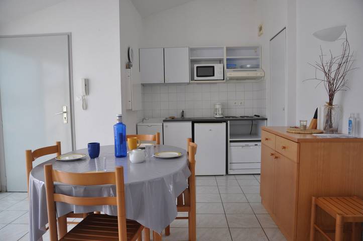 Gîte pour 4 personnes, avec balcon et vue sur le lac à Carcans - 3