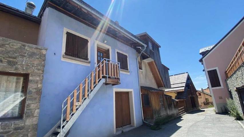 Gîte pour 9 personnes, avec balcon dans Office De Tourisme De Montgenevre - 2