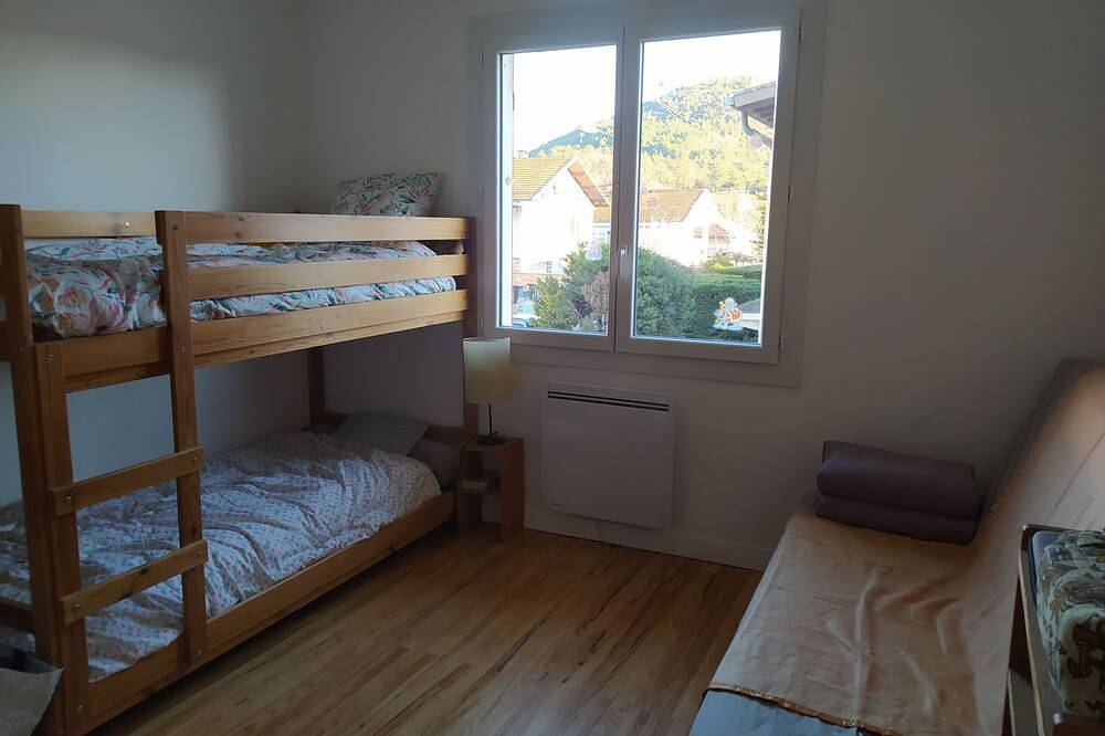 Detached house ideally located in GAP, Gap region