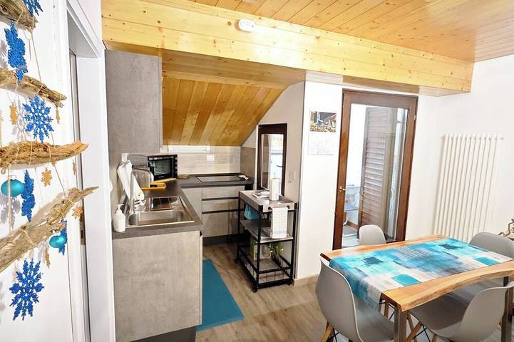 Appartamento vacanze per 5 persone, con giardino e balcone - 1