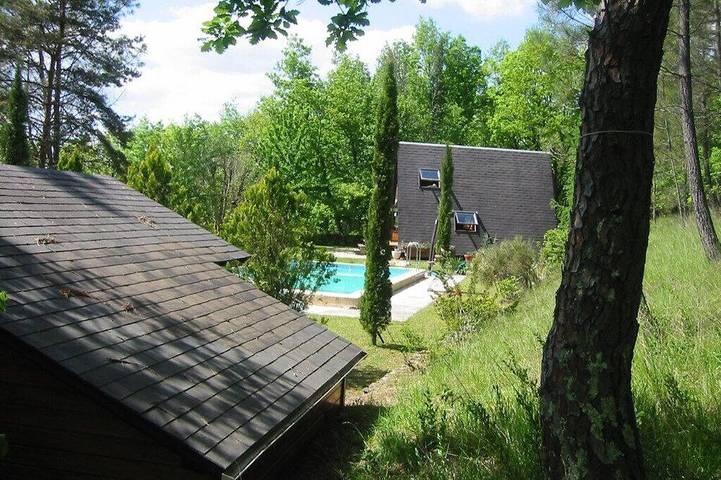 Gîte pour 6 personnes, avec jardin et balcon, animaux acceptés à Sagelat