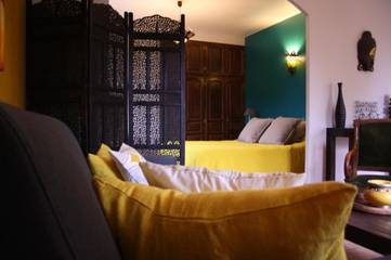 Maison d’hôte pour 10 personnes, avec jardin et vue à Garrigues-Sainte-Eulalie
