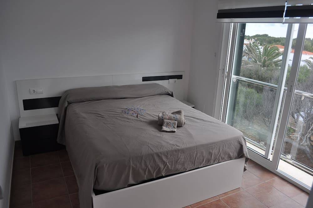 Villa Blanca Punta Grossa in Arenal d'en Castell, Es Mercadal