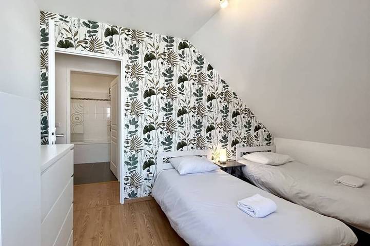 My Beach Cabin, a vacation rental with a garden and parking for 4 people. in Saint-Valery-sur-Somme, Abbeville region