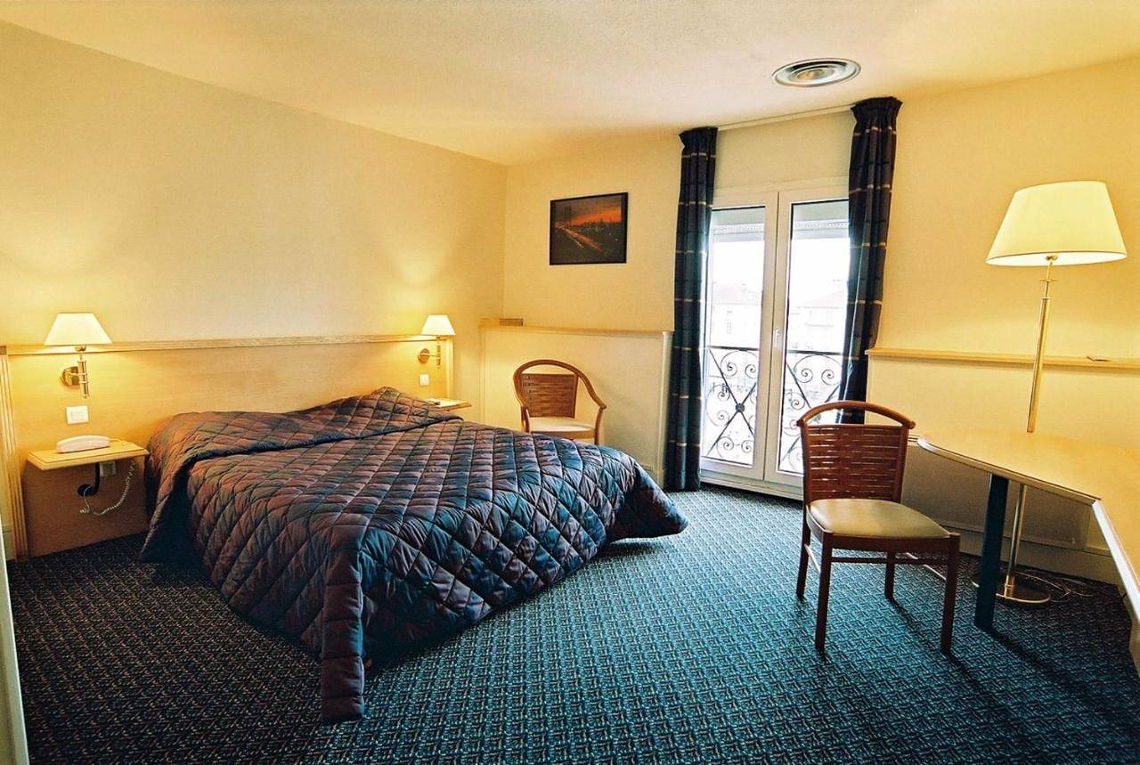 Hotel Le Bourbon Pau Centre in Pau, Béarn