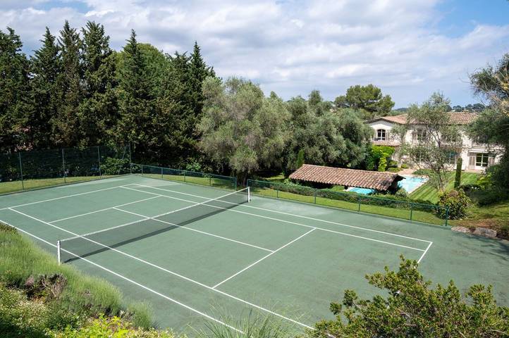 Location de vacances pour 10 personnes, avec terrasse et jardin à Mougins - 2