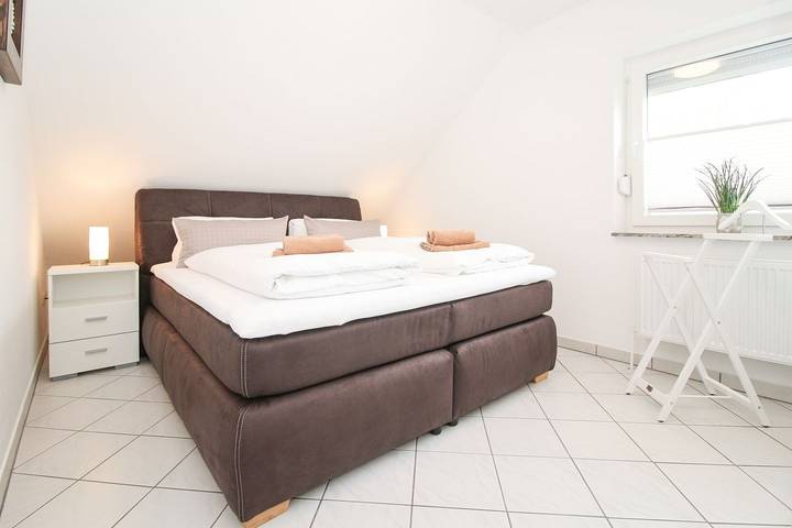 Ferienhaus für 6 Personen, mit Garten in Norden