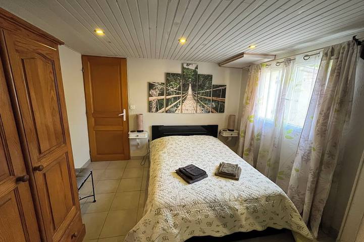 Fully Equipped Villa With Swimming Pool For 8 People Garden Barbecue Bowling Green in Bagnols-sur-Cèze, Region de Nimes