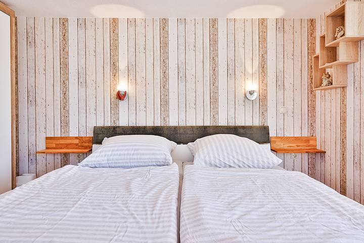 Bungalow für 2 Personen, mit Terrasse auf Fischland - Darß - Zingst - 2